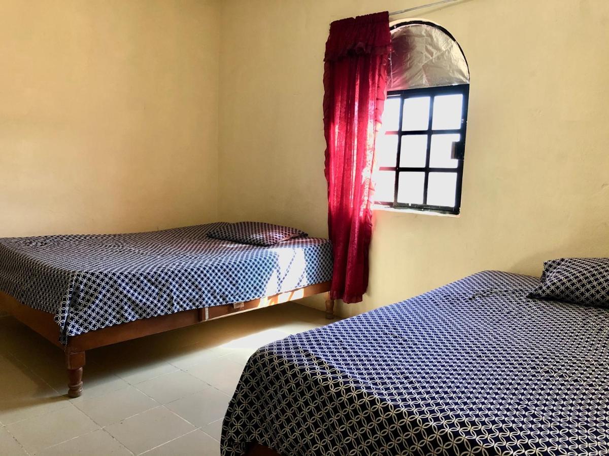 Oyo Hotel Cuatro Reales Galeana Extérieur photo