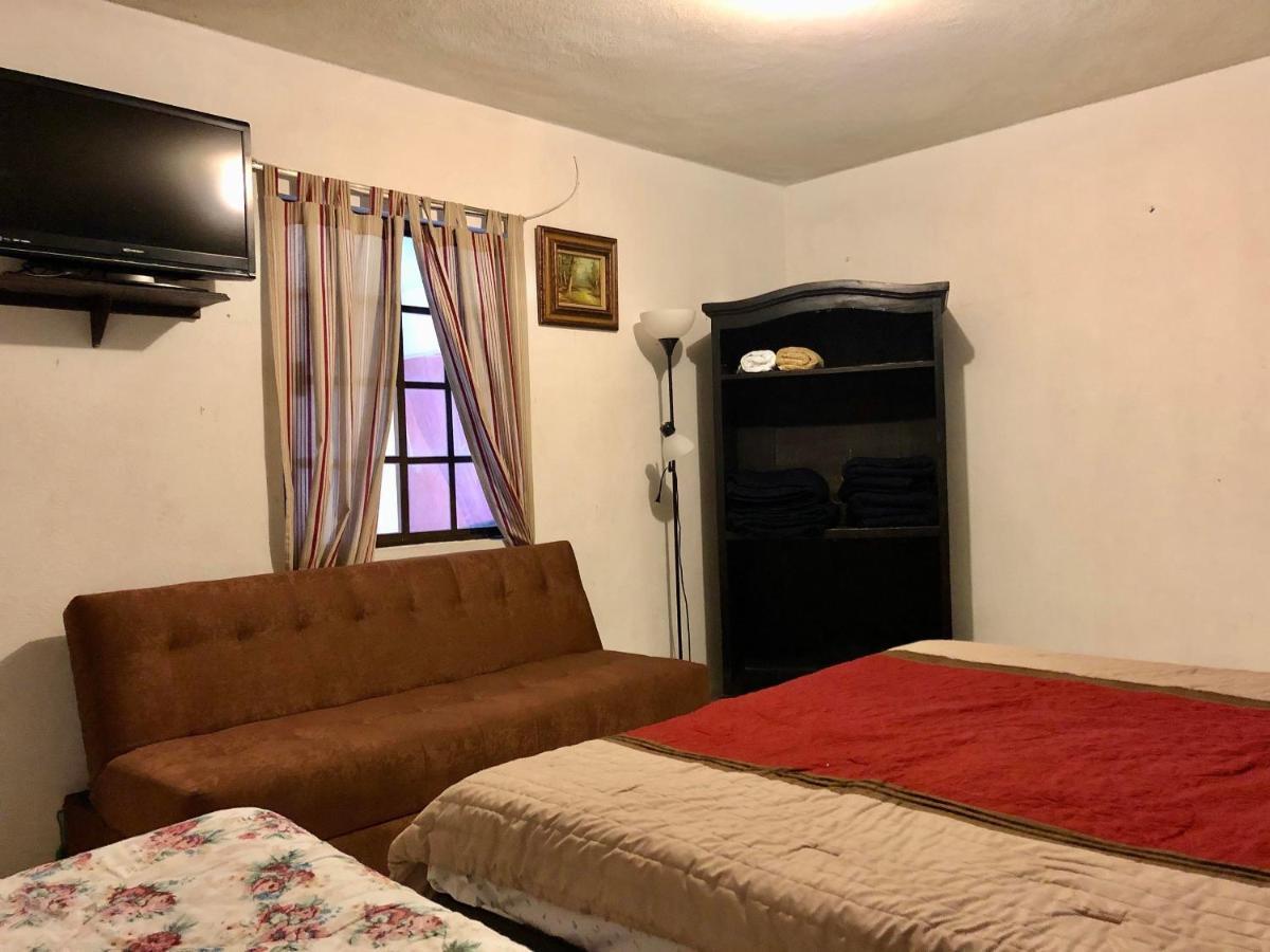 Oyo Hotel Cuatro Reales Galeana Extérieur photo