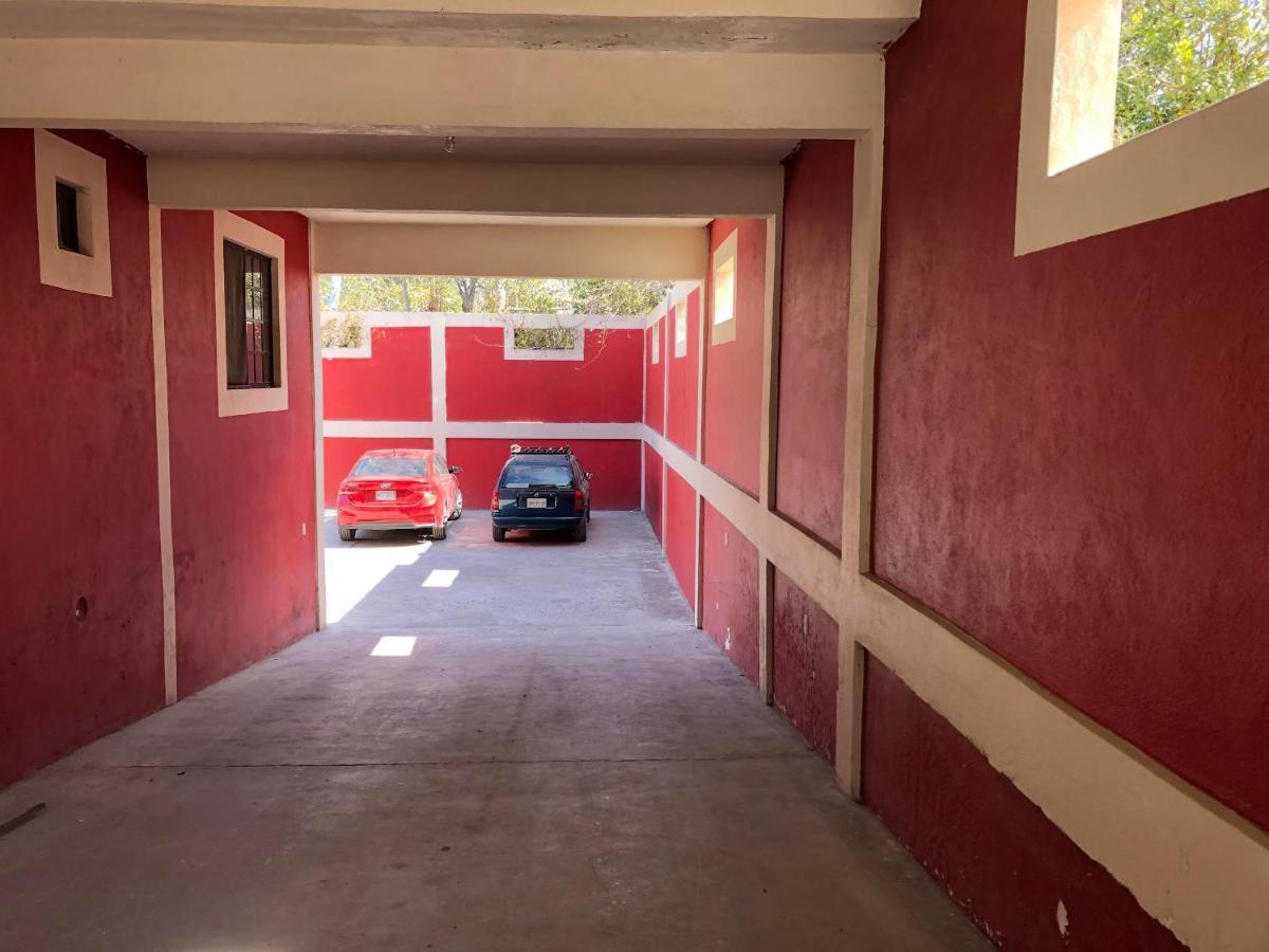 Oyo Hotel Cuatro Reales Galeana Extérieur photo